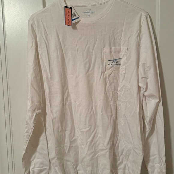 Vineyard Vines Long Sleeve Womens Small Rainbow Whale tee - Picture 4 of 4